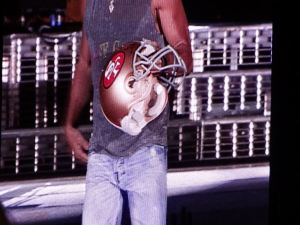 kenny giving away a helmet